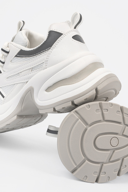 Baltos spalvos moteriški batai su...