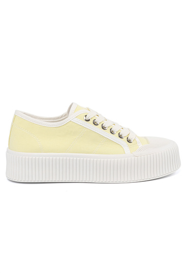 Geltonos spalvos batai su...