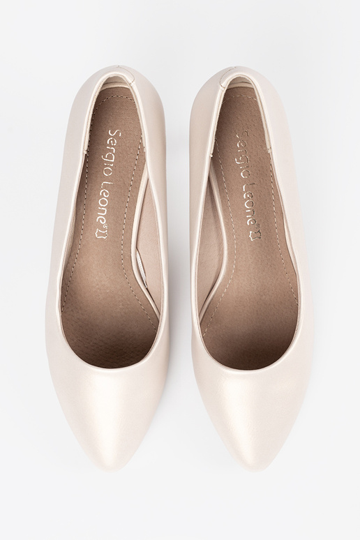 Dramblio kaulo spalvos aukštakulniai,...