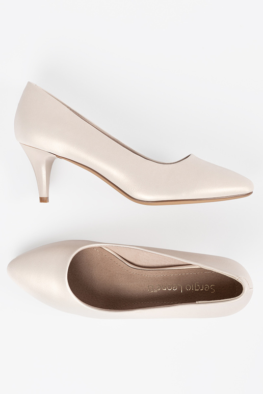 Dramblio kaulo spalvos aukštakulniai,...