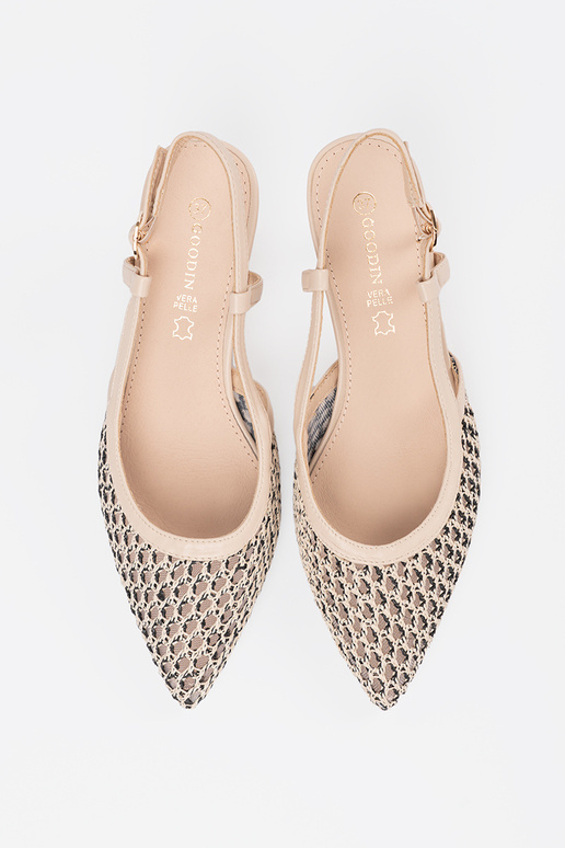 Aukštakulniai ažūriniai ant žemo...