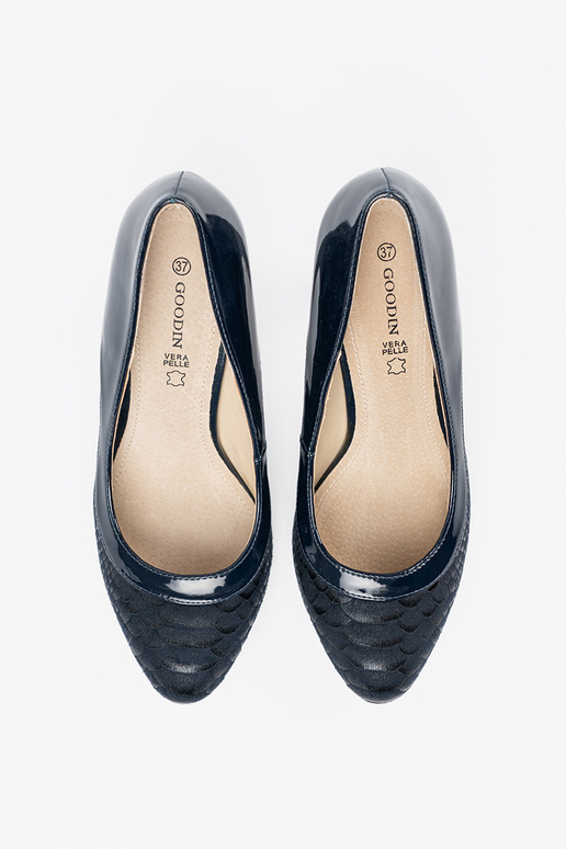 Patogūs juodos spalvos aukštakulniai...