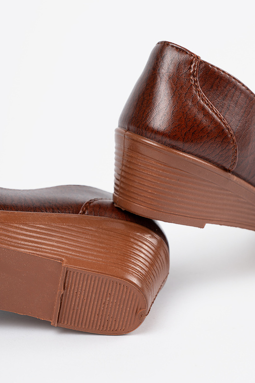 Klasikinio modelio rudos spalvos...