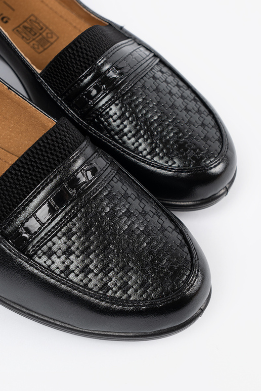 Juodos spalvos klasikiniai pusbačiai... Juodos spalvos klasikiniai pusbačiai...