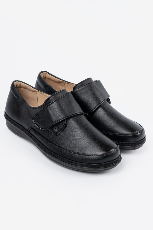 Moteriški pusbačiai su lipniomis...