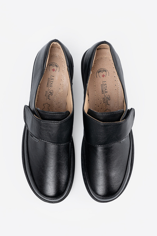 Moteriški pusbačiai su lipniomis...