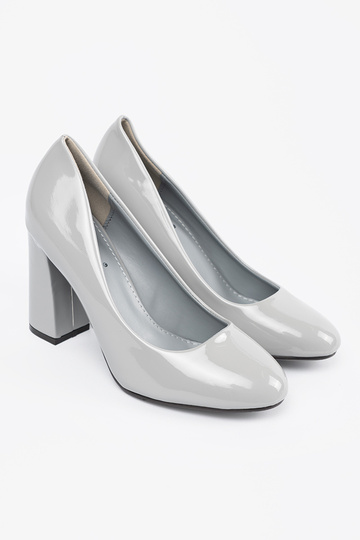 Pilkos spalvos lakuoti... 2