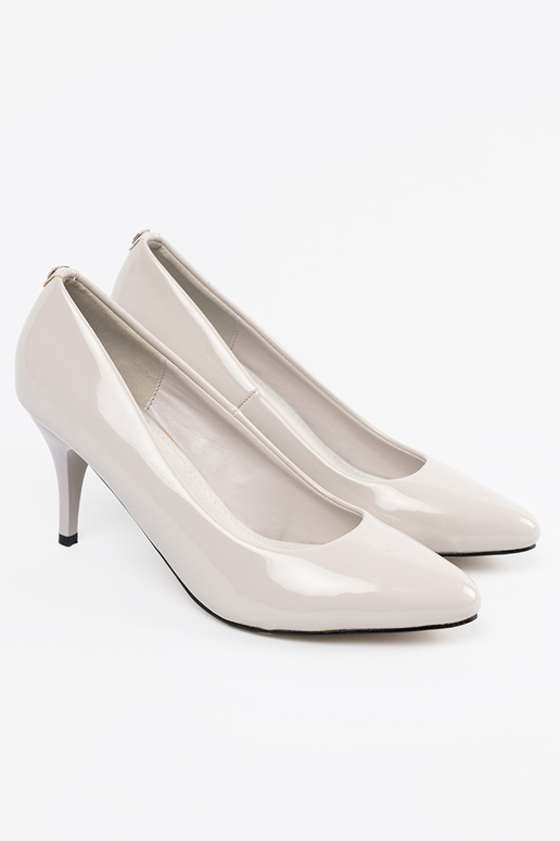 Pilkos spalvos aukštakulniai