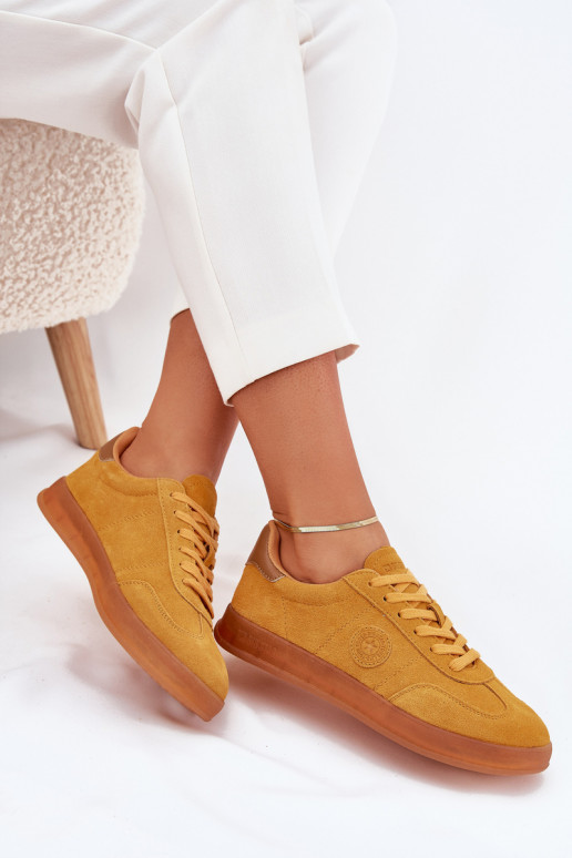 iš zomšos Sneakers modelio batai Moteriškas Big Star RR274846 HI-POLY SYSTEM geltonos spalvos