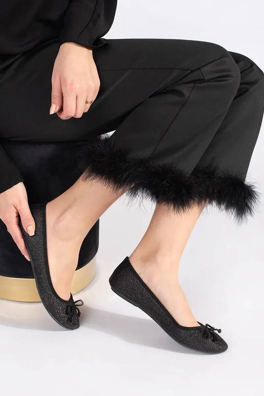 Juodos spalvos  balerinos su blizgučiais