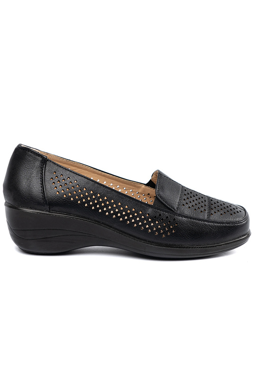 juodos spalvos ažūriniai moteriški pusbačiai