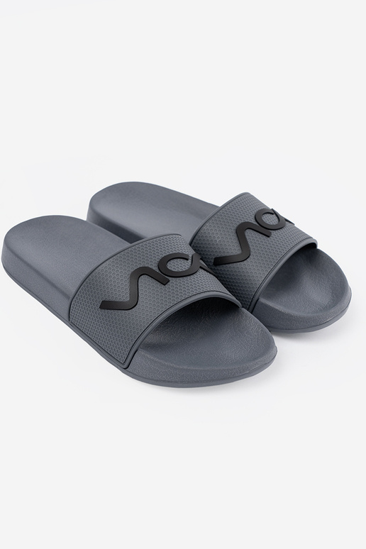 pilkos spalvos Šlepetės su užrašu