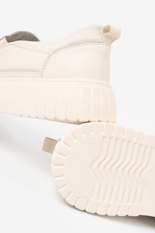 batai Oda su platforma beż