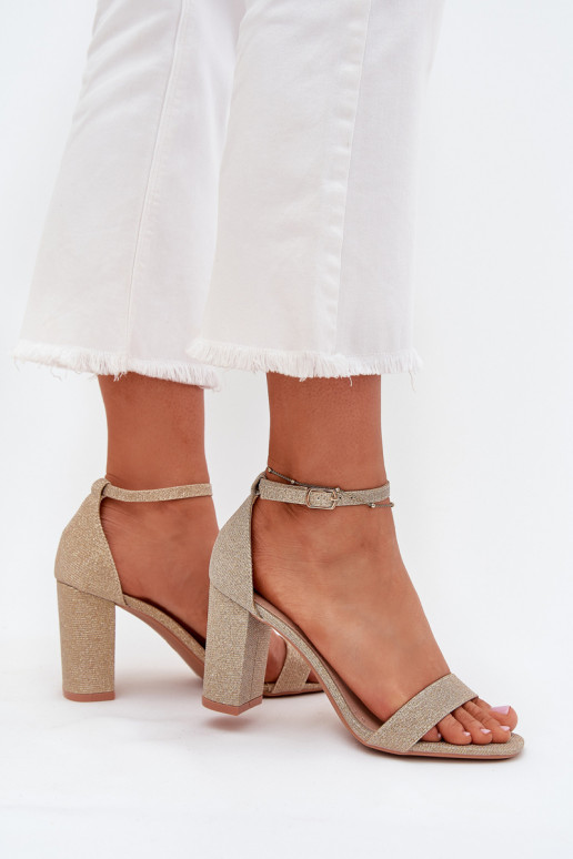 su blizgesiu Moteriškos aukštakulnės basutės aukso spalvos Kavina