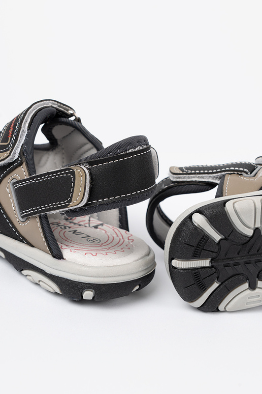 juodos spalvos sandalai berniukiškas