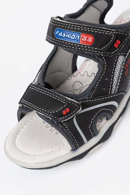 juodos spalvos berniukiškas sandalai