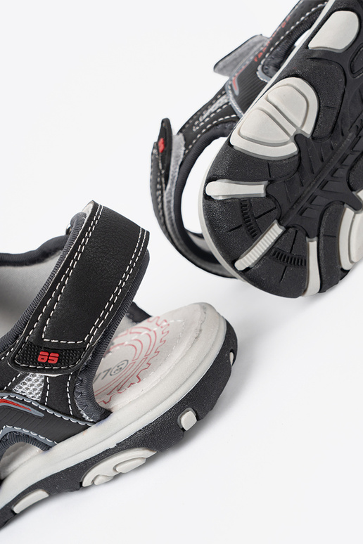 juodos spalvos berniukiškas sandalai