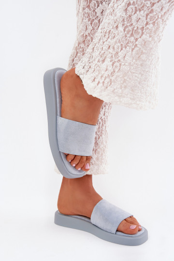 Moteriškos šlepetės su platforma Z iš eko zomšosu Šviesiai mėlynas Jorina