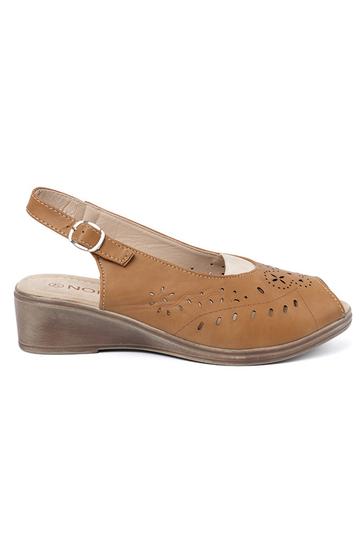 su aužūro elementais sandalai karmeloĮe ant pleišto