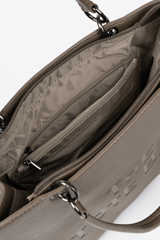 FakturoĮana rankinė z designerskim akcentem