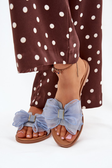 Moteriškos šlepetės su plačiais kulniukaissuTiuloĮą Lankas Džinso medžiagos Tanira 2