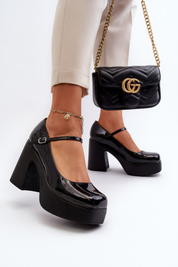 batai Moteriškas su lako efektu su platforma I Įrašas Big Star NN274004 juodos spalvos