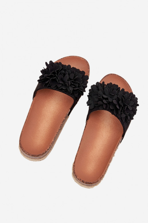 Moteriškos šlepetės su platforma Su puošniaisi su gėlių motyvaiskami juodos spalvos Tessara