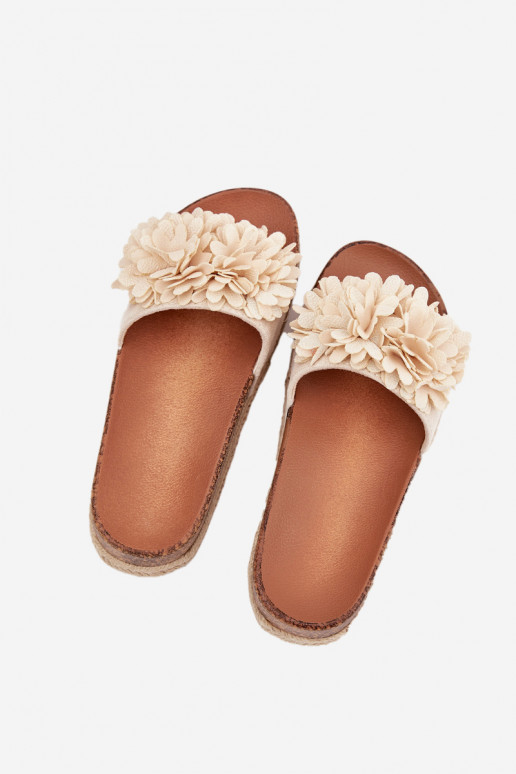 Moteriškos šlepetės su platforma Su puošniaisi su gėlių motyvaiskami smėlio spalvos Tessara