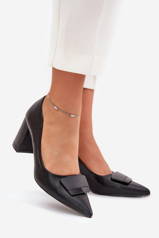 Bateliai su kulniukais su ornamentais juodos spalvos Celira