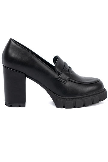 juodos spalvos mokasinai ant kulno z traperoĮą podeszĮą 2