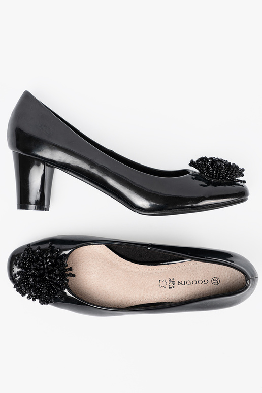 su lako efektu aukštakulniai z efektoĮną ozdobą su lako efektu aukštakulniai z efektoĮną ozdobą