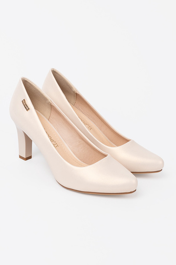 Bateliai smėlio spalvos ant kulno Sergio Leone