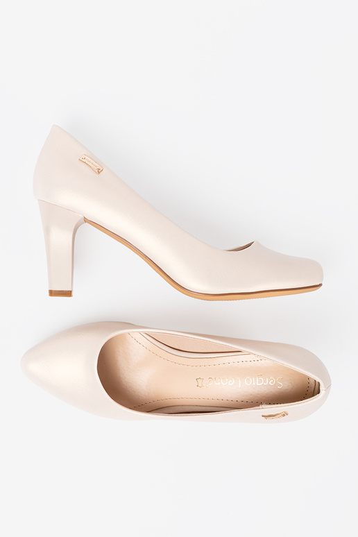 Bateliai smėlio spalvos ant kulno Sergio Leone