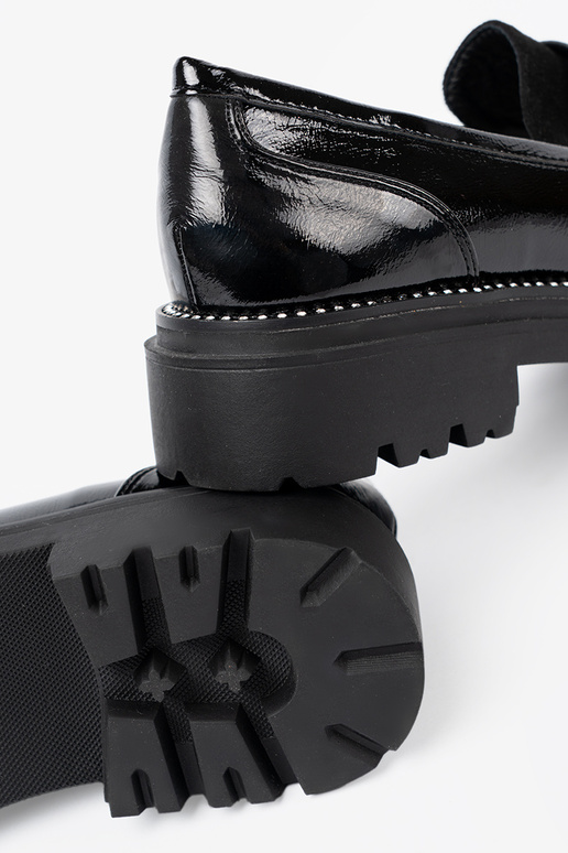 su lako efektu mokasinai su kniedytėmis