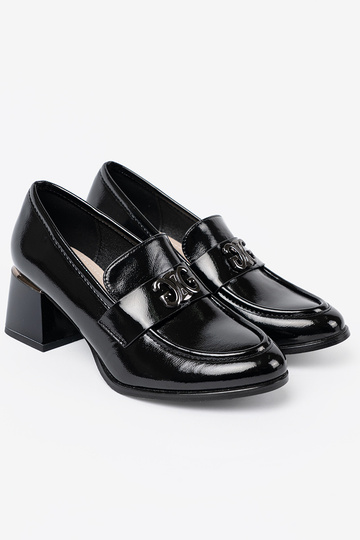 su lako efektu pusbačiai ze sidabrasm zdobieniem