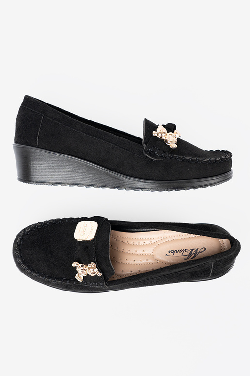 juodos spalvos iš zomšos pusbačiai z ozdobnym misiem