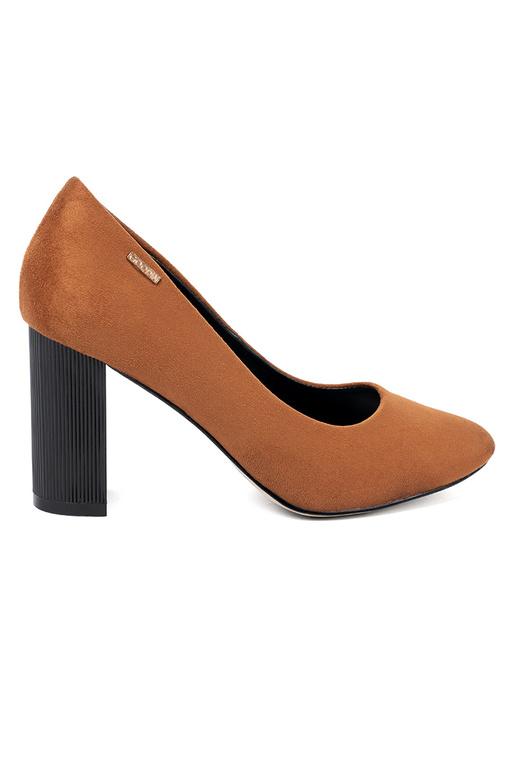 rudos spalvos aukštakulniai ant juodo stulpo rudos spalvos aukštakulniai ant juodo stulpo