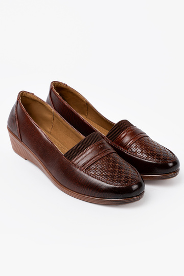 moteriški pusbačiai slip-on z fakturoĮanym noskiem