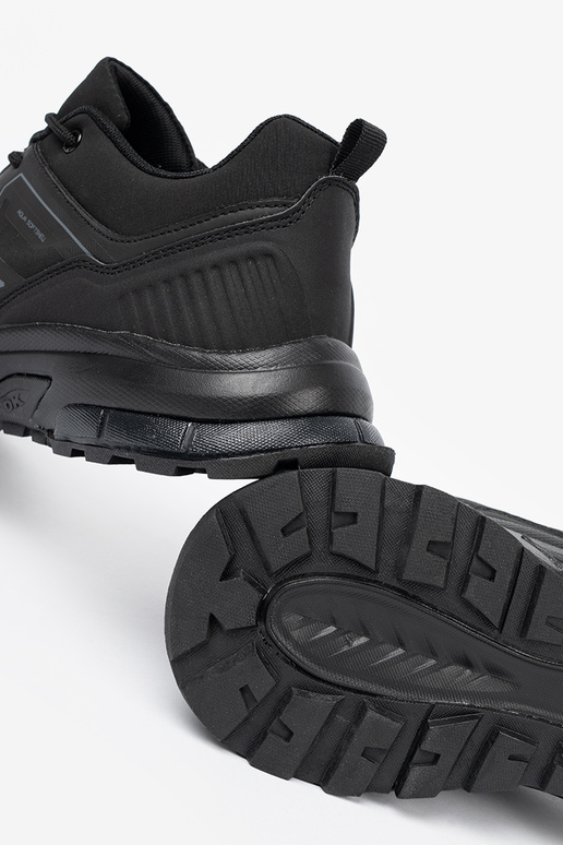 Sportinio stiliaus obuĮie juodos spalvos DK z technologią Aqua Softshell