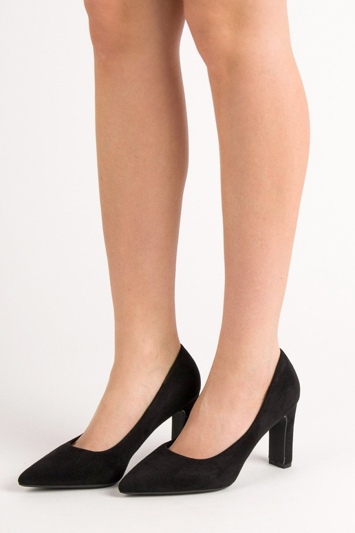 Klasikinio modelio zomšiniai bateliai