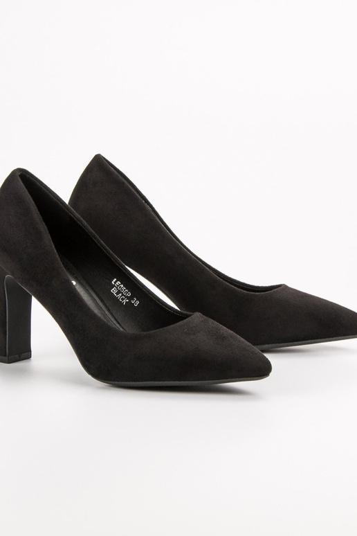 Klasikinio modelio zomšiniai bateliai