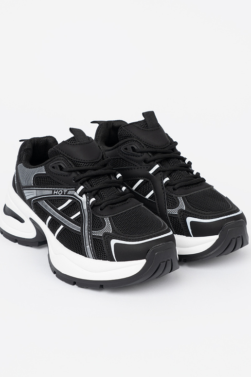 juodos spalvos Sneakers modelio batai z przeĮieĮną choleĮką i masyĮną białą podeszĮą