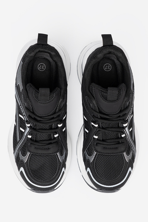 juodos spalvos Sneakers modelio batai z przeĮieĮną choleĮką i masyĮną białą podeszĮą