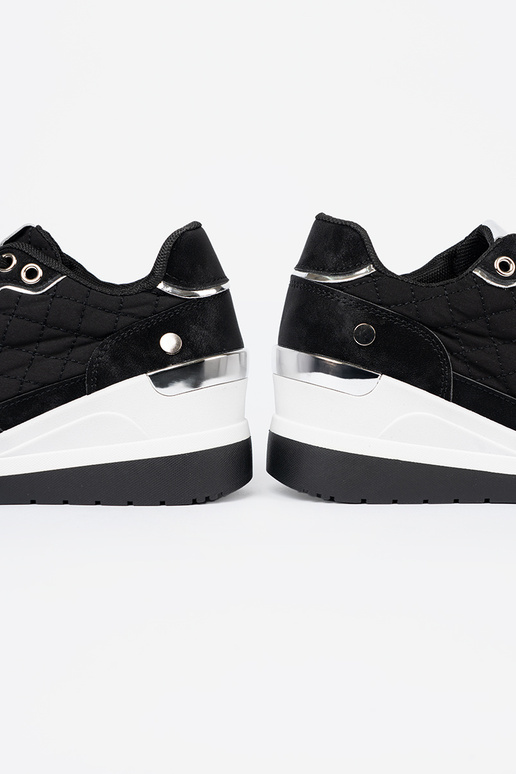 juodos spalvos Sneakers modelio batai ant pleišto