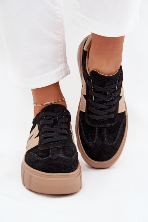 iš zomšos Moteriškas Sneakers modelio batai su platforma Vinceza 79561 juodos spalvos iš zomšos Moteriškas Sneakers modelio batai su platforma Vinceza 79561 juodos spalvos
