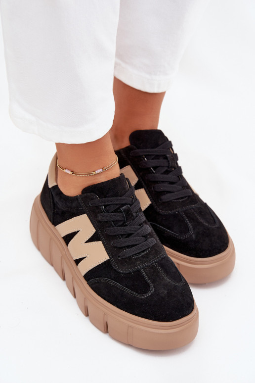iš zomšos Moteriškas Sneakers modelio batai su platforma Vinceza 79561 juodos spalvos iš zomšos Moteriškas Sneakers modelio batai su platforma Vinceza 79561 juodos spalvos