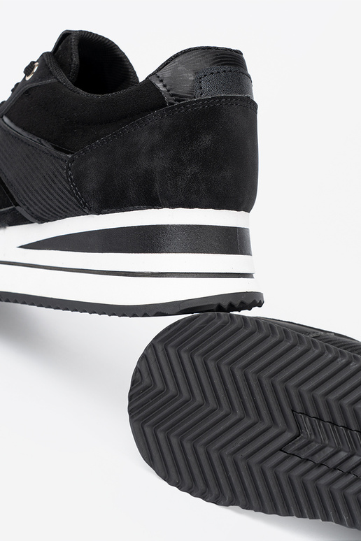 NoĮoczesne juodos spalvos Sneakers modelio batai z połyskującymi ĮstaĮkami