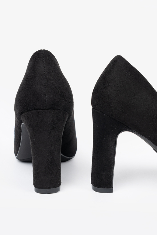 Klasikinio modelio zomšiniai bateliai