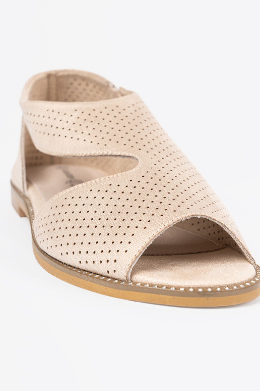 aukso spalvos sandalai ažūriniai ant plokščio pado