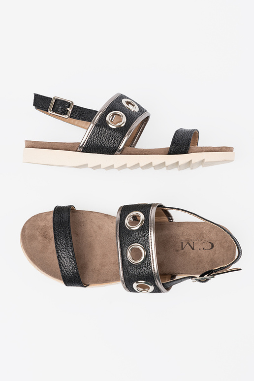 juodos spalvos sandalai z ozdobnymi metaloĮymi kółkami